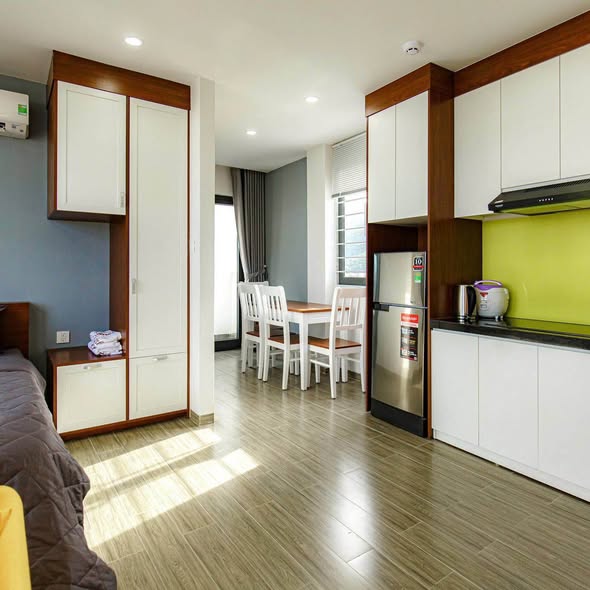 Hung Thanh Luxury Apartment