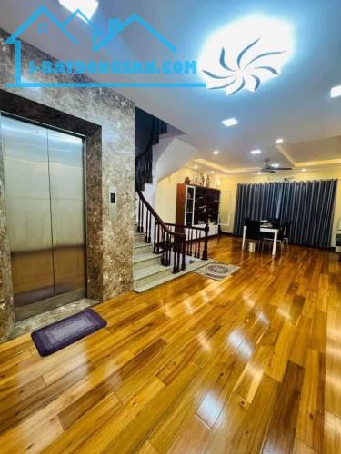 BÁN GẤP NHÀ ĐẸP PHỐ NGUYỄN SƠN, 70M x 7 TẦNG THANG MÁY, 2 MẶT NGÕ, GARA Ô TÔ. GIÁ 14 TỶ