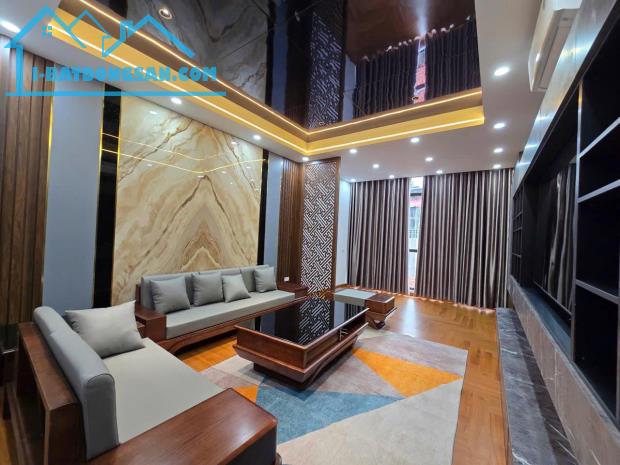 Bán nhà Tây Mỗ, Vinsmart City 34M 6 Tầng, thang máy, ô tô đỗ sát Vincom 7.5 tỷ