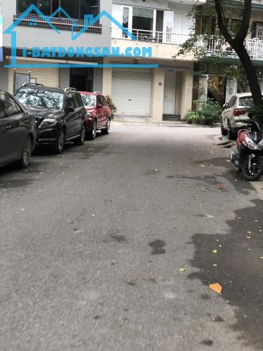 Bán nhà ngõ 2 Giảng Võ, khu thành ủy dân trí cao, ô tô tránh, 62mX4T, giá 26 tỷ