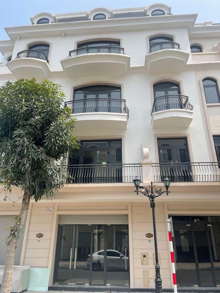 Bán biệt thự sao biển Vinhomes Ocean Park 2, Nghĩa Trụ, Văn Giang, giá chỉ 11,4 tỷ