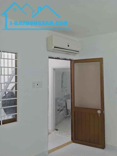 Bán gấp định cư, Phan Xích Long, Phú Nhuận, cấp 4, gần 50m2, nhỉnh 5 tỷ, còn TL.