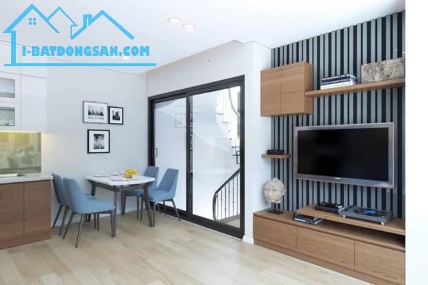Bán nhà ngõ 4 Quần Ngựa, Ba Đình, 90m2, ô tô tránh, vỉa hè, kinh doanh, giá 29.5 tỷ