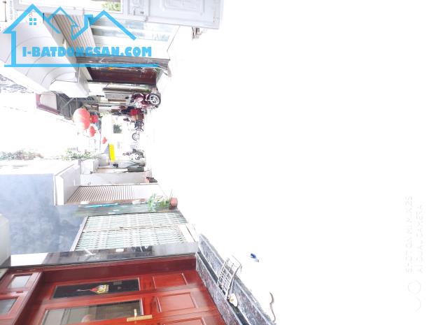 Cần bán nhà 5 tầng xây dựng 2016, LK Ngô thì nhậm, HĐ, SĐCC 50m2, ô tô đỗ cửa giá 6.8 tỷ