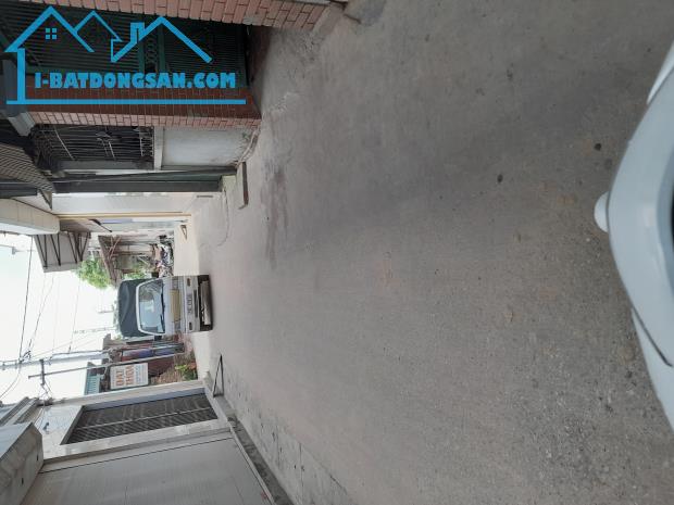 CƯC KỲ CẦN BÁN NHÀ CẤP 4 HƯƠNG MẠC, Ở NGAY ,LÁN XƯỞNG TRE TOÀN BỘ Ô TÔ ĐỖ CỬA 180M² CHỈ 1.