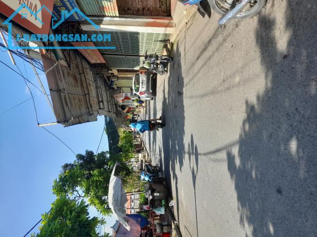 NGƯỜI NHÀ GỬI VÔ CÙNG CẦN BÁN 68 M² ĐẤT ĐƯỜNG ÔTÔ ,KD,GIÁ CHỈ 1.2 TỶ.
