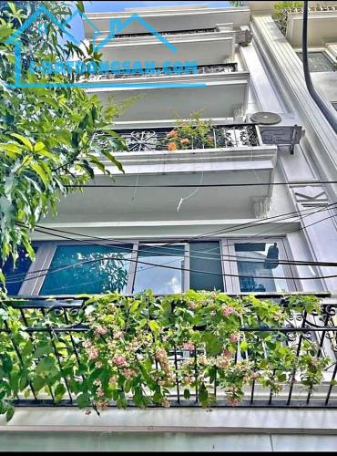Bán nhà Đường Nguyễn Chí Thanh Dt 38m x5 tầng Mt Giá 7,9 tỷ Lh 0913518923