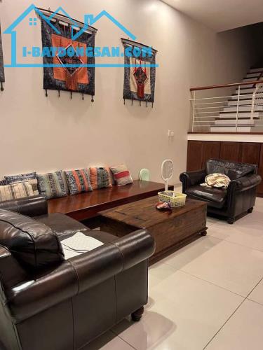 Nhà phân lô oto tránh Hồ Tùng Mậu 190m2 mt 10m 34 tỷ.