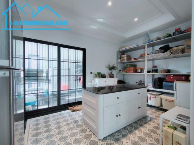 Liền kề HC Golden, View Công Viên, 5 Tầng, Thang Máy, Cực Hiếm.