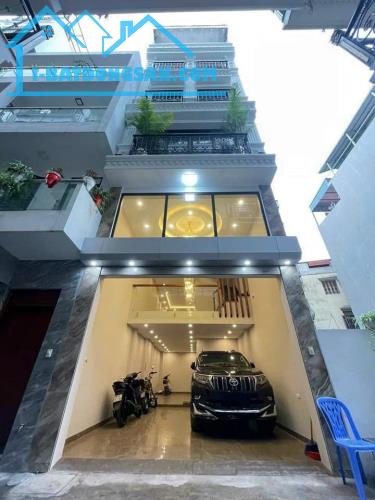 Nhà mặt ngõ Tây Mỗ 40M 5 Tầng, 5P Ngủ, gara ô tô đỗ, kinh doanh giá 9.5 tỷ