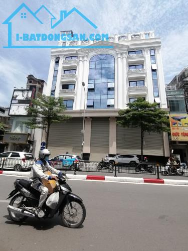 Bán tòa nhà Văn Phòng VIP mặt phố Tôn Đức Thắng Dt 540m2 Mt 22m. Giá 500 tỷ