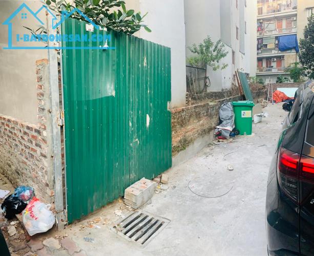 Bán đất Hoàng Đạo Thành Dt 120m C4 giá 21 tỷ