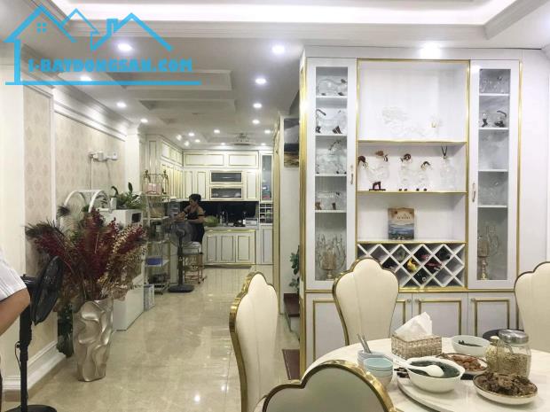 Phân Lô Phùng Chí Kiên 55m2*7 Nhà Mới Thang Máy Ô Tô KD Giá 15,3 tỷ Lh 0824564222.