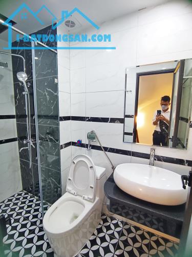 Bán nhà cực đẹp Phố Bạch Mai 50m2, 5 tầng, MT 4.3m, giá 10 tỷ