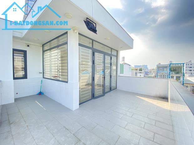 Gấp bán, giảm sâu biệt thự mini, HXH, Bình Tân, 90m2, ngang 6m, 4 tầng, 5PN, full nội thất