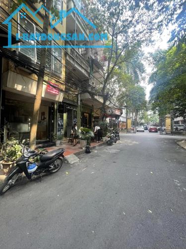 💥 Siêu rẻ, Nhà Phân lô Trần Quang Diệu, Ô tô Tránh, 32m2 4T, KD đỉnh cao, Chỉ 9.9 Tỷ 💥