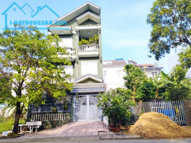 Chủ gửi bán gấp đất nền dự án Nam Long quận 9 có vị trí đẹp, cách đường Liên Phường 100m