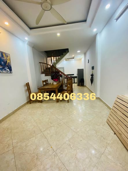 Ngõ 720 Bạch Đằng