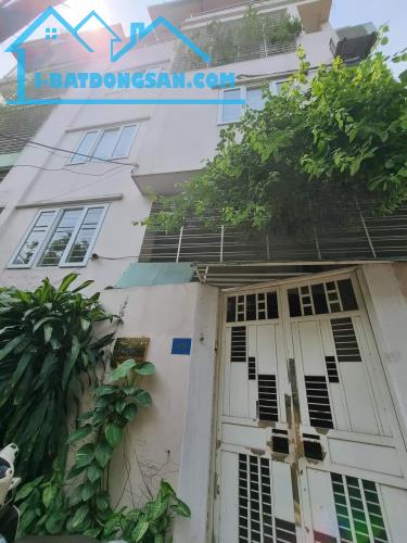 Thửa đất rộng – KD tốt ,232m2 mặt tiền 9m ,4 tầng – Trần Cung 20 tỷ TL.