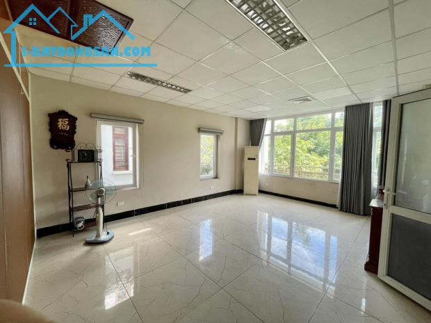 Biệt Thự VIP Mặt Hồ KĐT Vĩnh Hoàng, Hoàng Mai 220 5T MT10m Thang Máy 51.6 tỷ Đẳng Cấp.LH:0