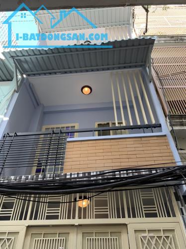 CHÍNH CHỦ CẦN BÁN NHÀ 3 TẦNG ĐÚC, 2 PN, MỖI PHÒNG 1WC, NHÀ GIÁ QUÁ TỐT, GIÁ ĐẦU TƯ