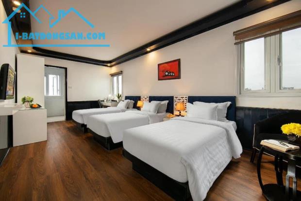 Bán nhà Mã Mây Hoàn Kiếm phố cổ 7 tầng thang máy 220 m2 giá 176 tỷ