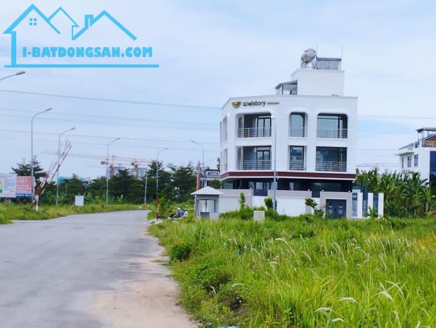 Đang cần bán đất nền DT 300m2, đường 20m, KDC Phú Nhuận, PLB, Quận 9