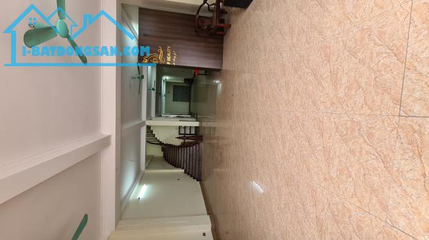 NHÀ ĐẸP TRONG MƠ 4T,đất phân lô 161m GẦN CV NGUYỄN VĂN CỪ, 3ÔTÔ TRÁNH chỉ 2.65 tỷ