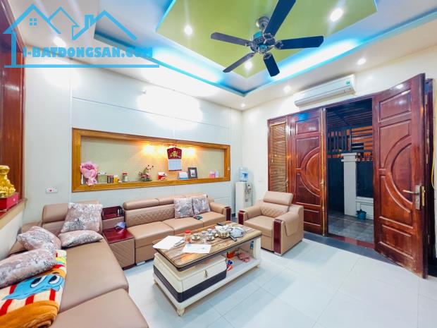 Liền kề KĐT Vĩnh Hoàng, Hoàng Mai 120m 4T MT5m, Ô Tô Văn Phòng Vỉa Hè.LH:0397194848