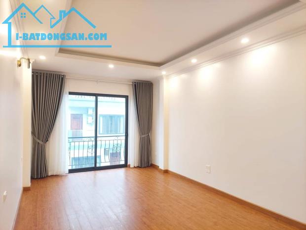 BÁN NHÀ NGỌC THỤY 45M x 6 TẦNG THANG MÁY, VỈA HÈ, ÔTÔ TRÁNH, 2 THOÁNG. GIÁ 15.5 TỶ