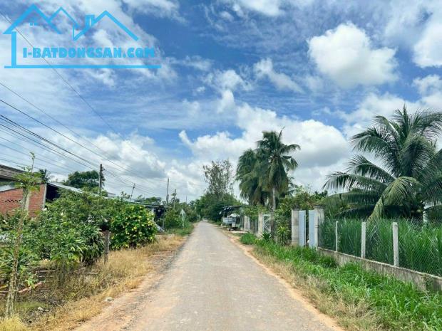 cần bán gấp trong tuần 5000m2 đất nhà vườn giá 512tr