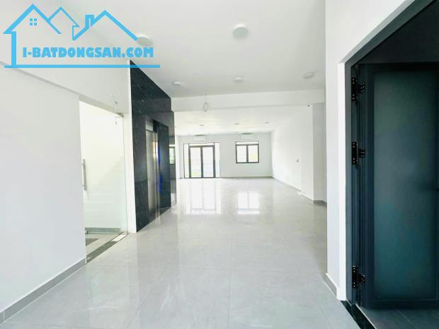 Bán Nhà Mặt Tiền Nguyễn Hoàng 1 Hầm 4 Tầng 140m2(7mx20m) HĐT:85tr/Tháng-Giá 75 Tỷ TL
