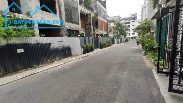 Đẳng cấp 5*, Biệt Thự Cổ Linh, Khu Vip, Tiện Ích Ngập Tràn, Đón cầu Trần Hưng Đạo.