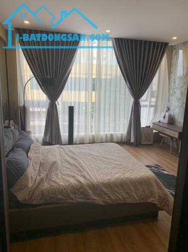BÁN NHÀ PHỐ NGUYỄN VĂN CỪ 83M, 4 TẦNG, MT 5M5. PHÂN LÔ ÔTÔ TRÁNH, KD. GIÁ 18.5 TỶ