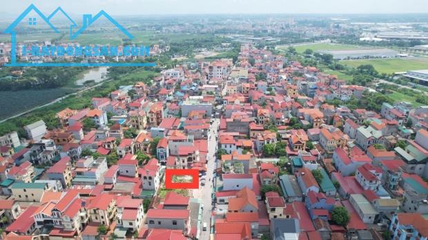 Bán Lô góc 01 đấu giá X2 Mai Châu Đại Mạch mặt đường kinh doanh