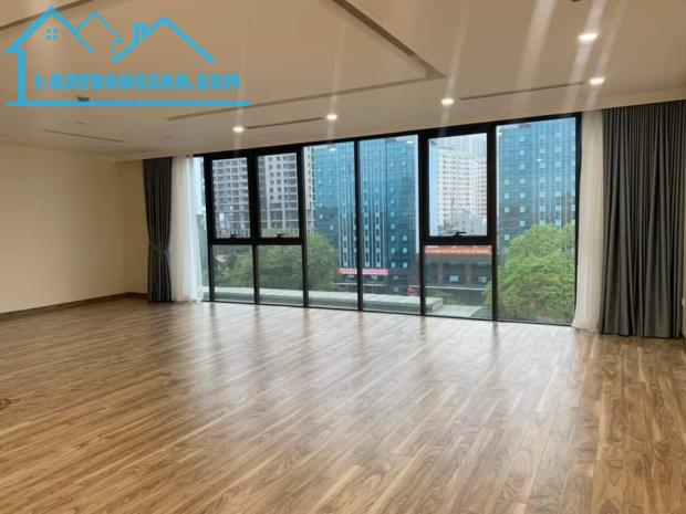 Bán nhà Phường Quan Hoa – Cầu Giấy 100m2 , MT5m , kinh doanh tốt 19.8 tỷ .