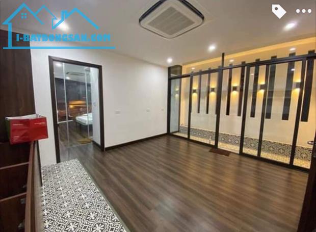 Chính chủ bán tòa văn phòng 2 mặt ngõ vip phố Duy Tân Cầu Giấy 800m2x13T