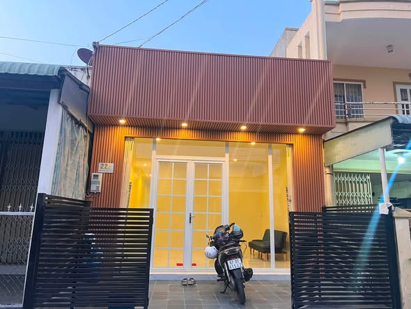 222 Nguyễn Hữu Trí