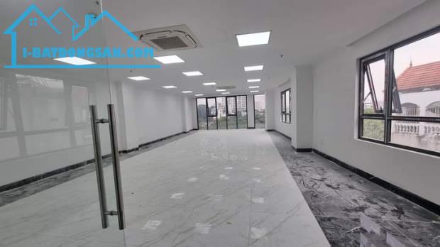 Chính chủ bán toà văn phòng mặt phố Thuỵ Khuê Tây Hồ 219m2x9,5T nhỉnh hơn 114 tỷ