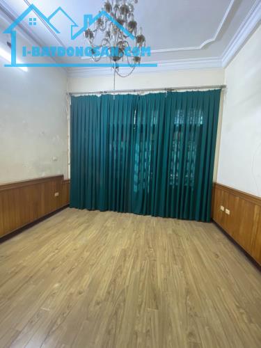 Siêu phẩm Phùng Chí Kiên ,Phân lô – ô tô – vỉa hè – lô góc , 50m2 ,6 tầng ,14,5tỷ .