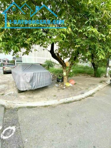 Giá 7,3 tỷ. Đất biệt thự phường Bửu Long 9 x18m góc 2 mặt tiền đẹp.