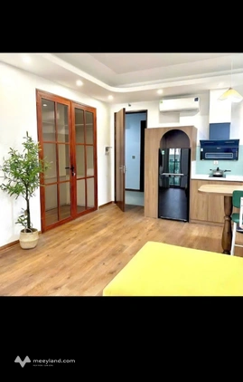 Bán tòa căn hộ dịch vụ Yên Phụ, Tây Hồ, 8 tầng thang máy, cho thuê 140 triệu