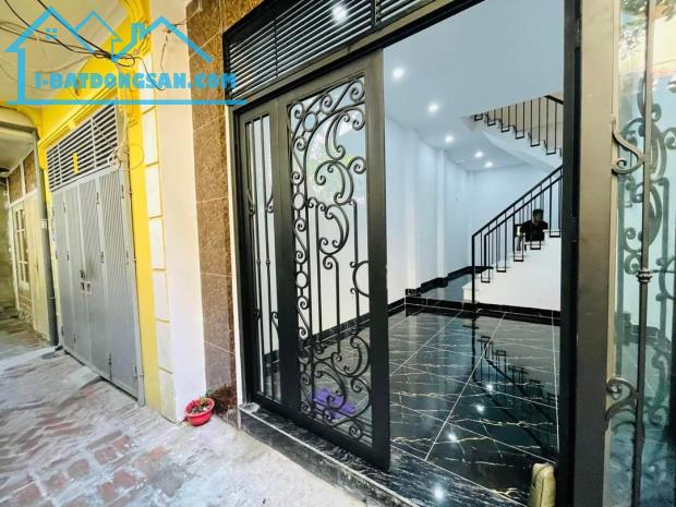 LẠC LONG QUÂN , MỚI TINH, 2 MẶT THOÁNG, 35M, 4T, MT 3.8m, 6.3 Tỷ