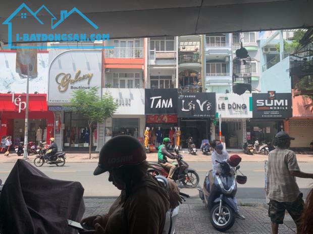 Hàng Hiếm ! Bán rẻ nhà Lê Văn Sỹ, P14, Q3, DT: 4.4x23m2, Giá : 13.5 tỷ