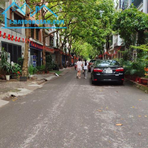 Bán nhà Phân lô bộ Công An xala51m mt4.9m,ôtô dừng đỗ,chạy vòng quanh,dân trí,an sinh đỉnh