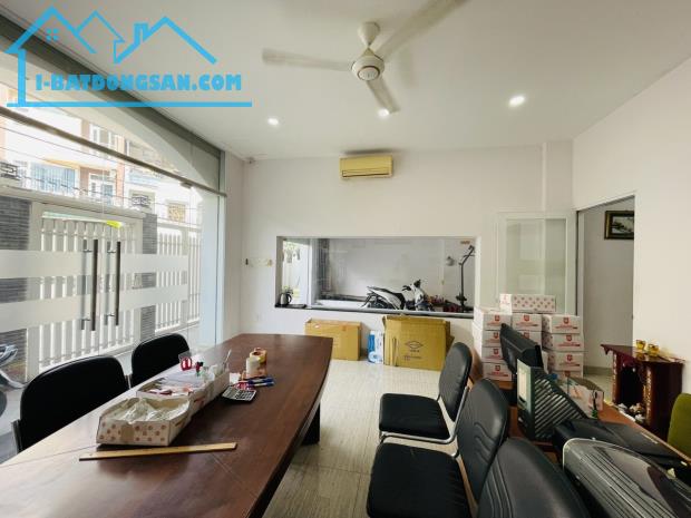 Bán nhà An Dương Vương Quận 8 , 5 lầu, 5PN. giá chỉ 6.8 tỷ