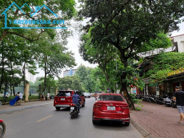 Bán nhà Tô Hiệu – Mặt Phố - Vỉa Hè rộng – Kinh doanh tốt - 6 Tầng – Giá chỉ 22 tỷ .