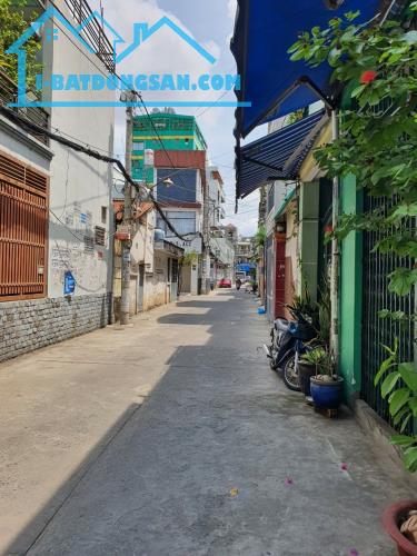 BÁN NHÀ HẺM CMT8, P7, QTB, DT: 3.75X14M2, GIÁ : 6.9 TỶ, LH : 0938498349 HÒA
