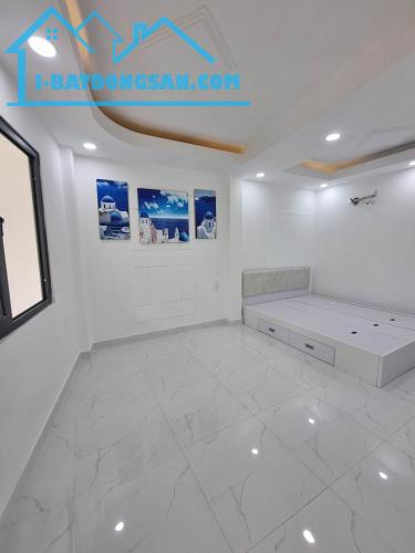 Bán nhà Cầm Bá Thước .Quận Phú Nhuận.