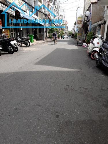 SIÊU NGON - MẶT TIỀN QUẬN 10 KINH DOANH CHỈ 12.9 TỶ/49M - 4 TẤM KIÊN CỐ , LH : 0938498349
